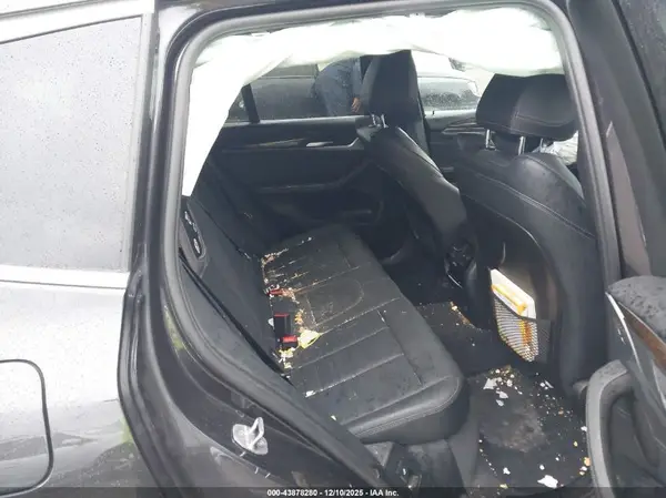 5UXTR9C50KLE21458 2019 BMW X3 - Image 8