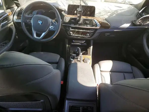 5UXTR9C50KLE21847 2019 BMW X3 - Image 8