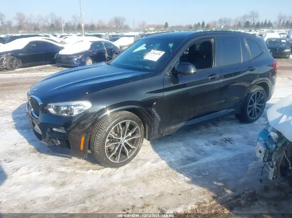 5UXTR9C50KLP82606 2019 BMW X3 - Image 2
