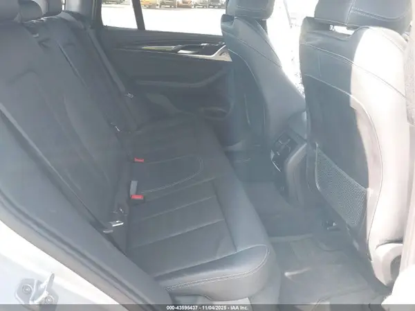 5UXTR9C50KLP91077 2019 BMW X3 - Image 8