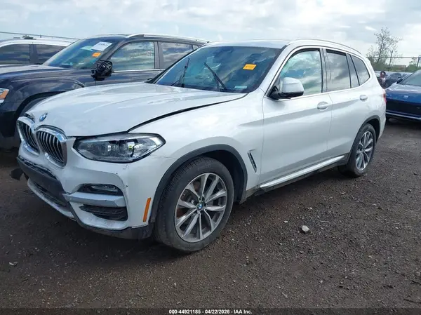 5UXTR9C50KLP92469 2019 BMW X3 - Image 2