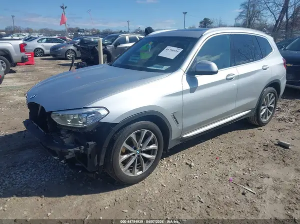 5UXTR9C50KLP94061 2019 BMW X3 - Image 2