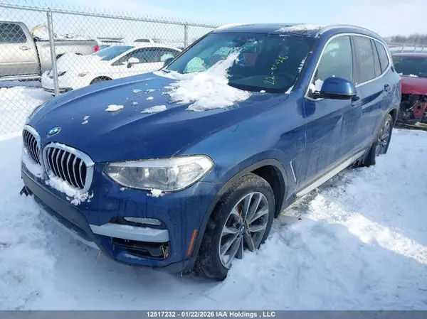 5UXTR9C50KLR03859 2019 BMW X3 - Image 2