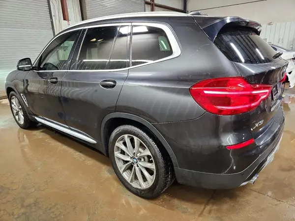 5UXTR9C50KLR04347 2019 BMW X3 - Image 2