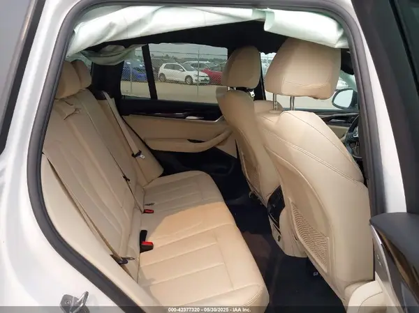 5UXTR9C50KLR10195 2019 BMW X3 - Image 8