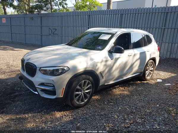 5UXTR9C51JLC69415 2018 BMW X3 - Image 2