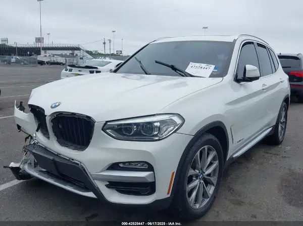 5UXTR9C51JLC72542 2018 BMW X3 - Image 2