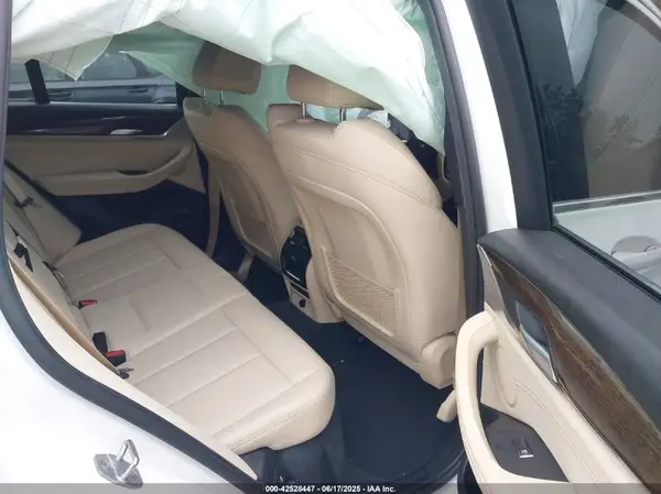5UXTR9C51JLC72542 2018 BMW X3 - Image 8