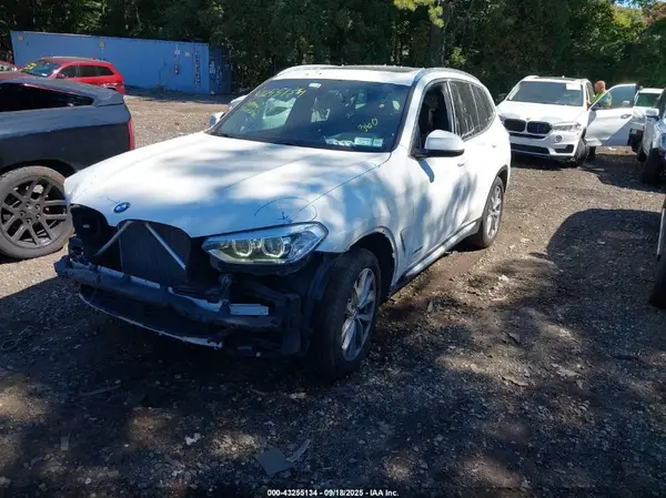 5UXTR9C51JLC75019 2018 BMW X3 - Image 2