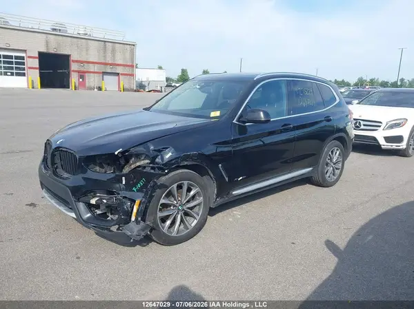 5UXTR9C51JLC75229 2018 BMW X3 - Image 2