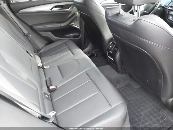 5UXTR9C51JLC76980 2018 BMW X3 - Image 8