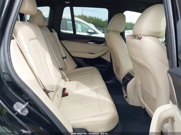 5UXTR9C51JLC77661 2018 BMW X3 - Image 8