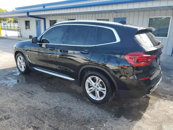 5UXTR9C51JLC79586 2018 BMW X3 - Image 2