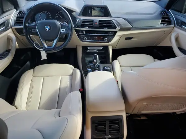 5UXTR9C51JLC79586 2018 BMW X3 - Image 8