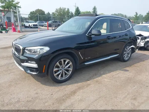 5UXTR9C51JLC82651 2018 BMW X3 - Image 2