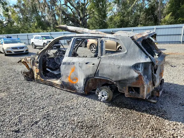 5UXTR9C51JLC83427 2018 BMW X3 - Image 2