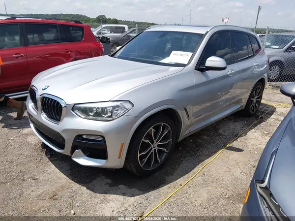 5UXTR9C51JLC84013 2018 BMW X3 - Image 2