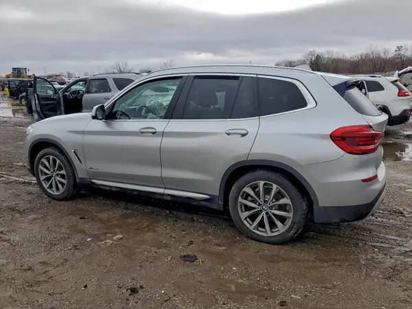 5UXTR9C51JLD57476 2018 BMW X3 - Image 2