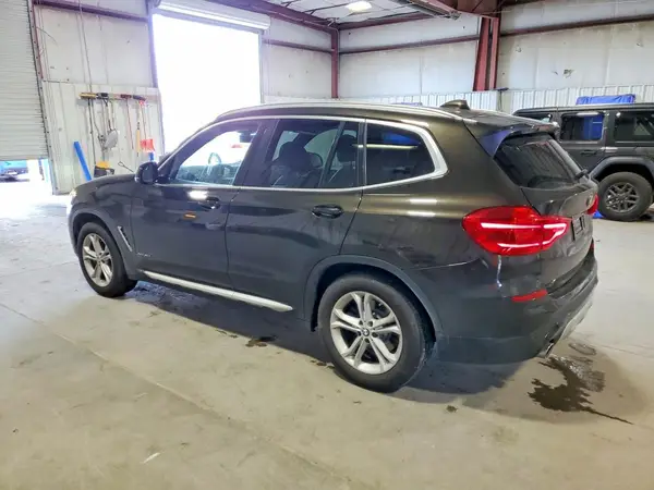 5UXTR9C51JLD60605 2018 BMW X3 - Image 2