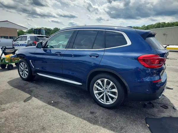 5UXTR9C51JLD63598 2018 BMW X3 - Image 2