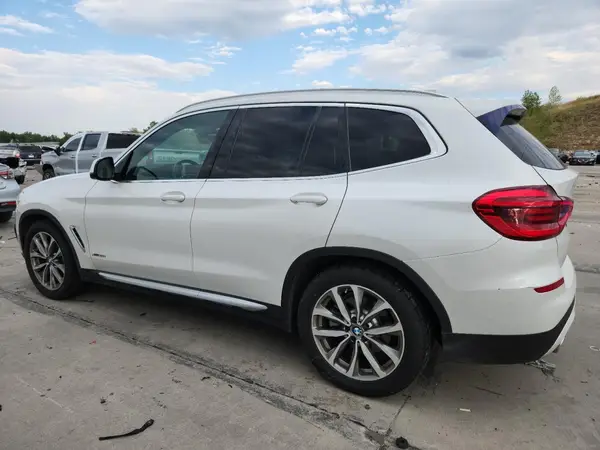 5UXTR9C51JLD63729 2018 BMW X3 - Image 2