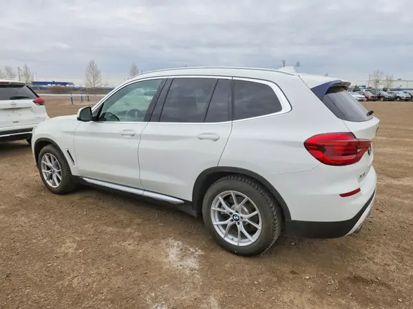 5UXTR9C51JLD69269 2018 BMW X3 - Image 2