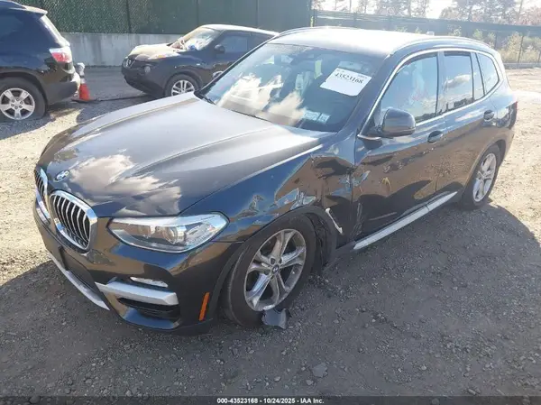 5UXTR9C51JLD72995 2018 BMW X3 - Image 2