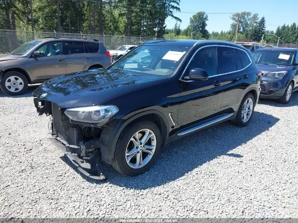 5UXTR9C51KLD90382 2019 BMW X3 - Image 2