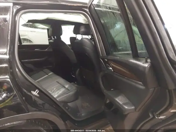 5UXTR9C51KLD94819 2019 BMW X3 - Image 8