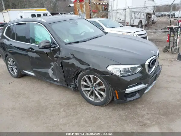 5UXTR9C51KLD98868 2019 BMW X3 - Image 1