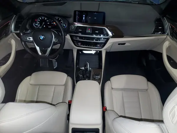 5UXTR9C51KLE10999 2019 BMW X3 - Image 8