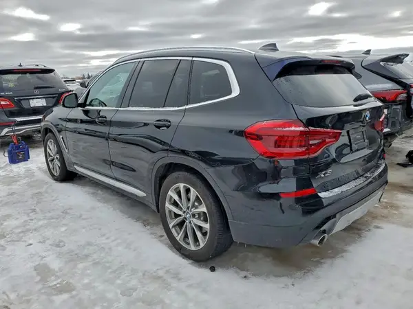 5UXTR9C51KLE11537 2019 BMW X3 - Image 2