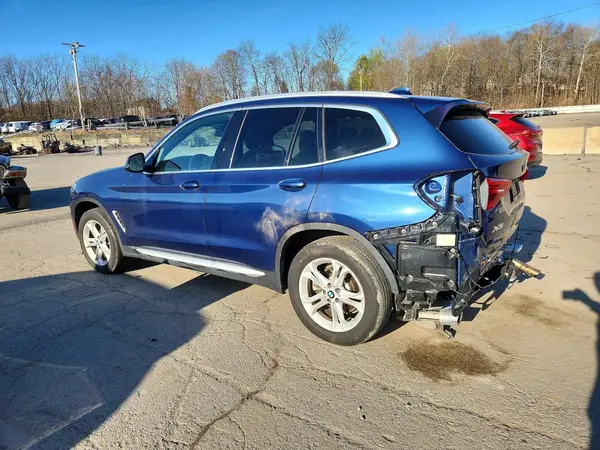 5UXTR9C51KLE11800 2019 BMW X3 - Image 2