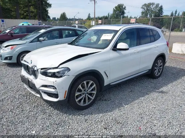 5UXTR9C51KLE15605 2019 BMW X3 - Image 2