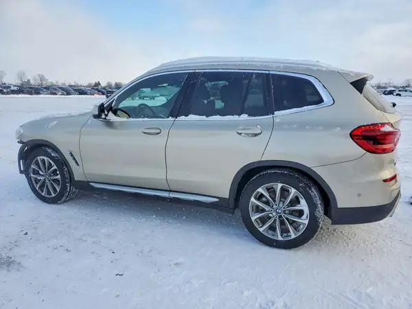 5UXTR9C51KLE17712 2019 BMW X3 - Image 2