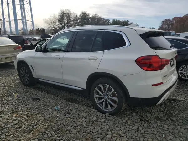 5UXTR9C51KLE20450 2019 BMW X3 - Image 2