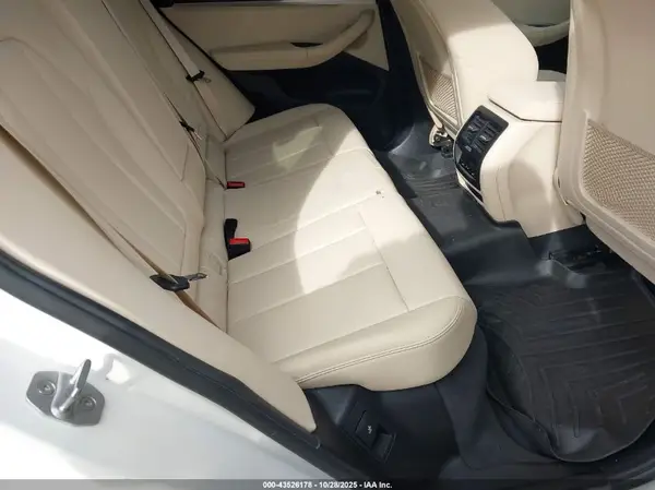 5UXTR9C51KLP80833 2019 BMW X3 - Image 8