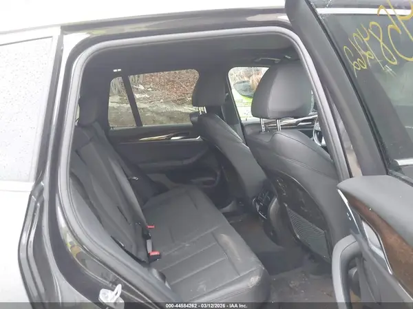 5UXTR9C51KLP89371 2019 BMW X3 - Image 8