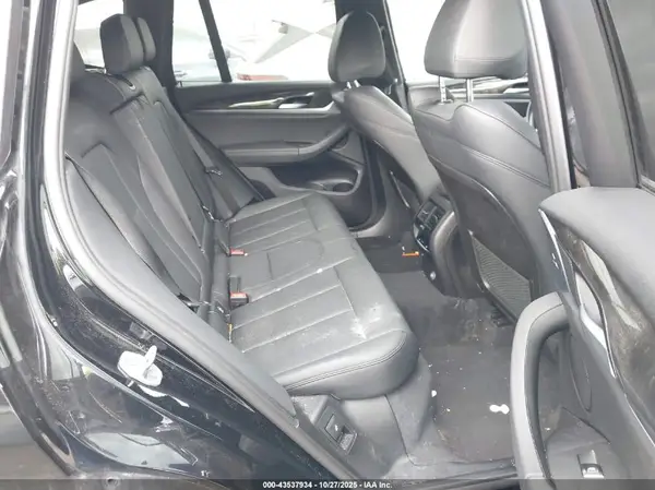 5UXTR9C51KLP89810 2019 BMW X3 - Image 8