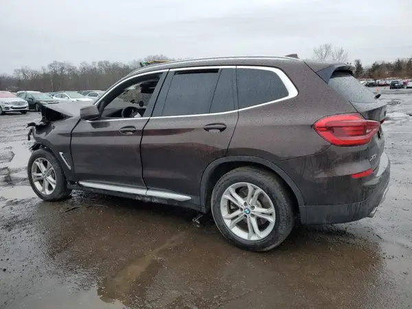 5UXTR9C51KLP95381 2019 BMW X3 - Image 2