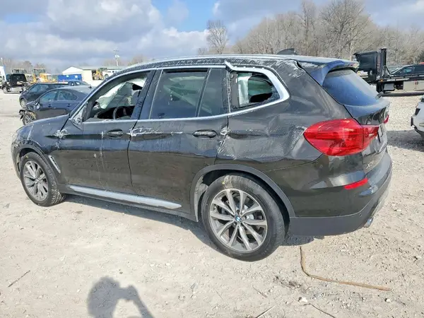5UXTR9C51KLP97082 2019 BMW X3 - Image 2