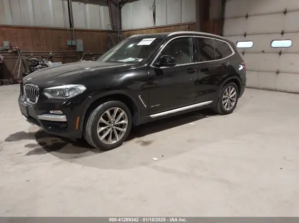 5UXTR9C52JLC69343 2018 BMW X3 - Image 2
