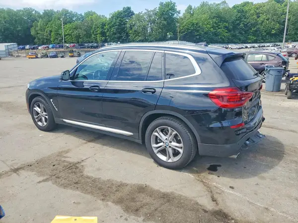 5UXTR9C52JLC73733 2018 BMW X3 - Image 2