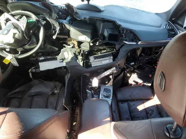 5UXTR9C52JLC79290 2018 BMW X3 - Image 8