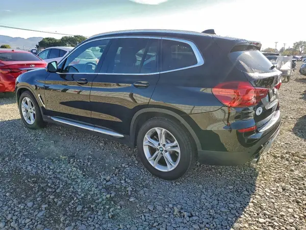 5UXTR9C52JLC80813 2018 BMW X3 - Image 2