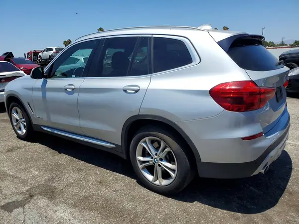 5UXTR9C52JLC82514 2018 BMW X3 - Image 2