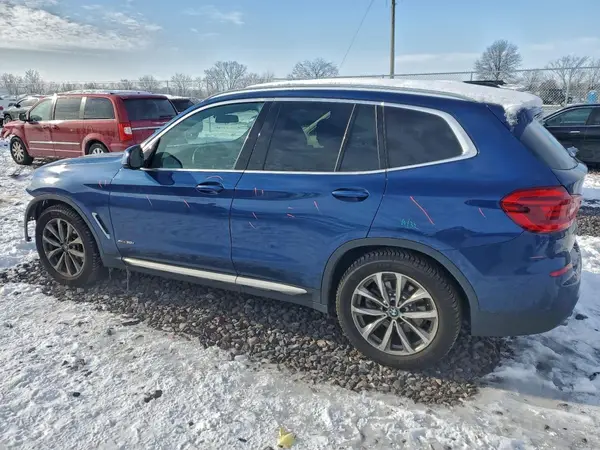 5UXTR9C52JLC82920 2018 BMW X3 - Image 2