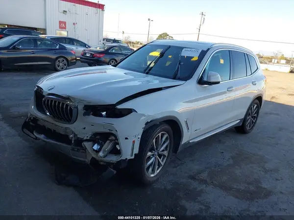 5UXTR9C52JLD57213 2018 BMW X3 - Image 2