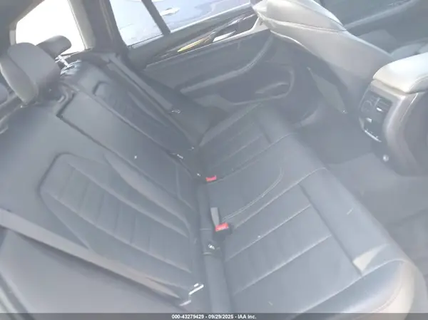 5UXTR9C52JLD60645 2018 BMW X3 - Image 8