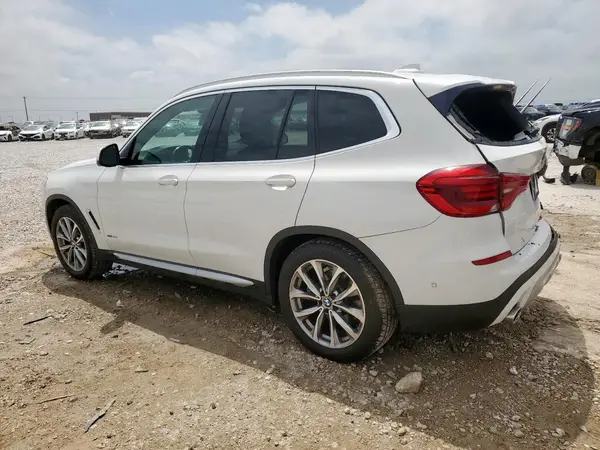 5UXTR9C52JLD62721 2018 BMW X3 - Image 2